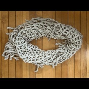 Urban outfitters chunky tan knit scarf